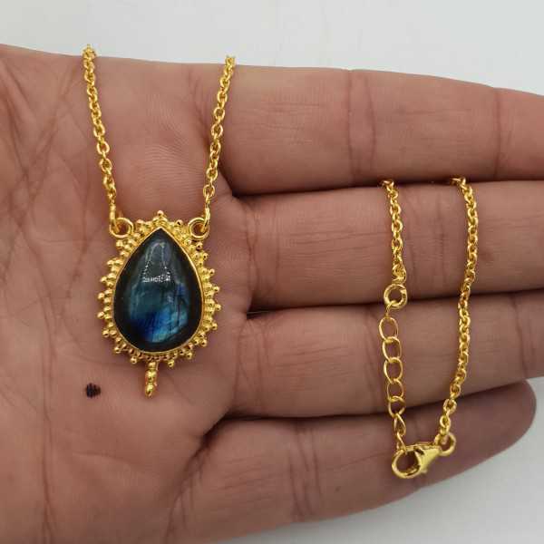 Gold plated necklace with Labradorite pendant
