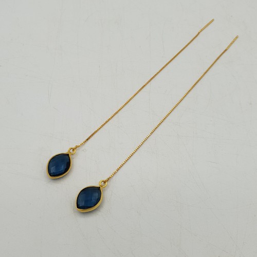 Vergulde threader oorbellen met Ioliet blauwe quartz
