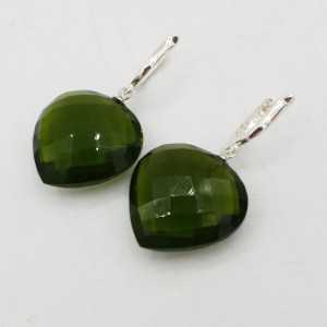 Silver earrings with Peridot and quartz