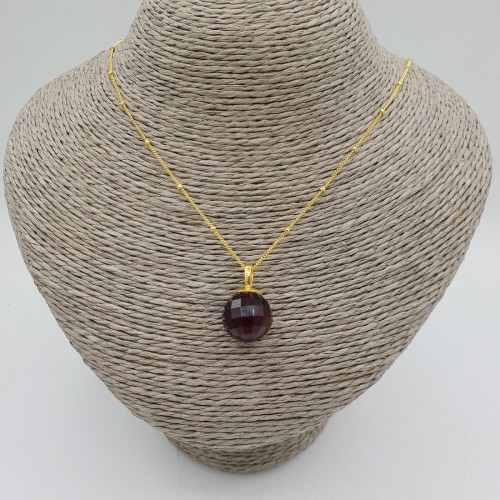 Vergulde ketting met ronde Granaat rode quartz