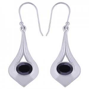 925 sterling silver drop earrings with a traverse oval-shaped black Onyx.