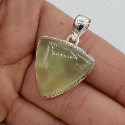 925 Sterling zilveren hanger gezet met driehoekige Prehniet