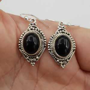 925 Sterling zilveren oorbellen gezet met ovale zwarte Onyx