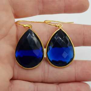 Goud vergulde oorbellen met Saffier blauwe quartz