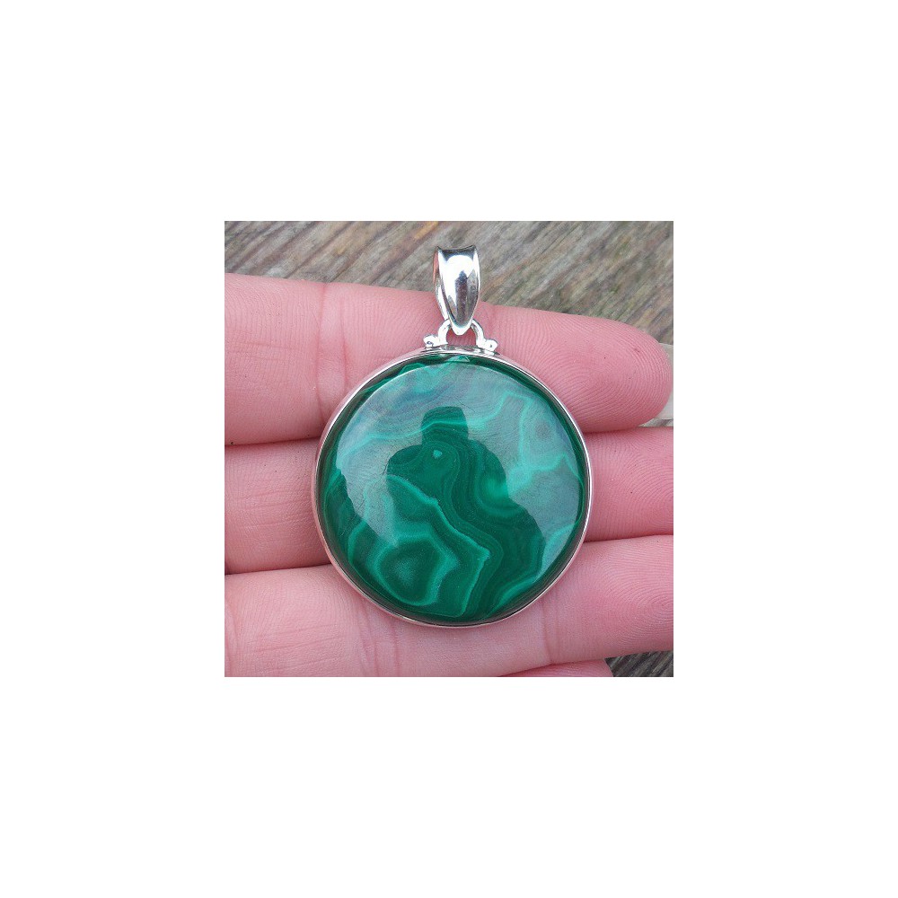 Silver pendant with large round Malachite