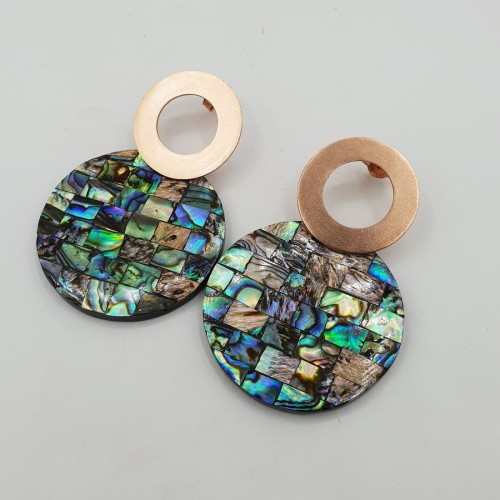 Rosé vergulde oorbellen met ronde Abalone schelp hanger