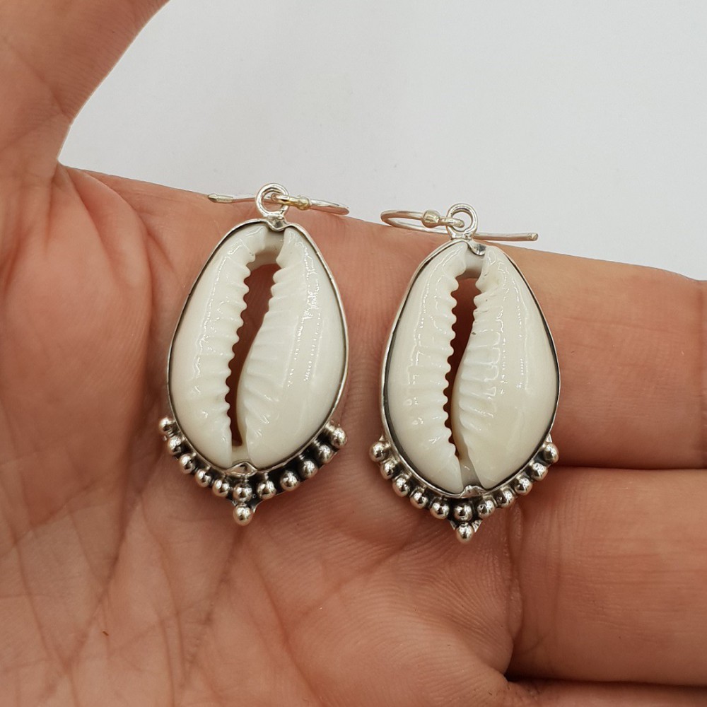 925 Sterling zilveren oorbellen met Cowrie schelp