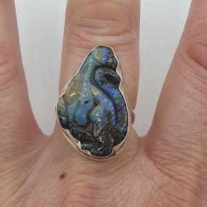 925 Sterling zilveren ring zeehond uitgesneden uit Boulder Opaal 18 mm