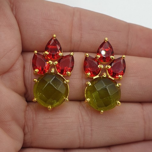 Vergulde oorbellen Granaat rode en Peridot groene quartz