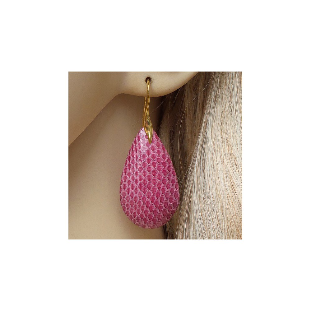 Gold plated earrings with drop of pink Snakeskin