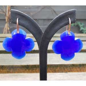 Gold plated earrings set with large clover of blue Chalcedony