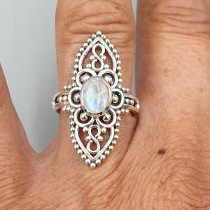 925 Sterling zilveren ring met ovale Maansteen