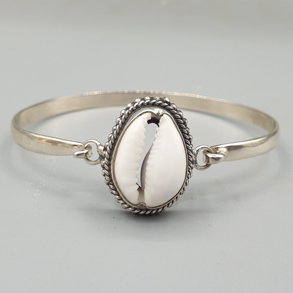 925 Sterling zilveren bangle met Cowrie