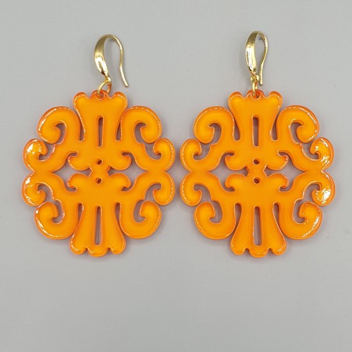 Oorbellen oranje resin hanger