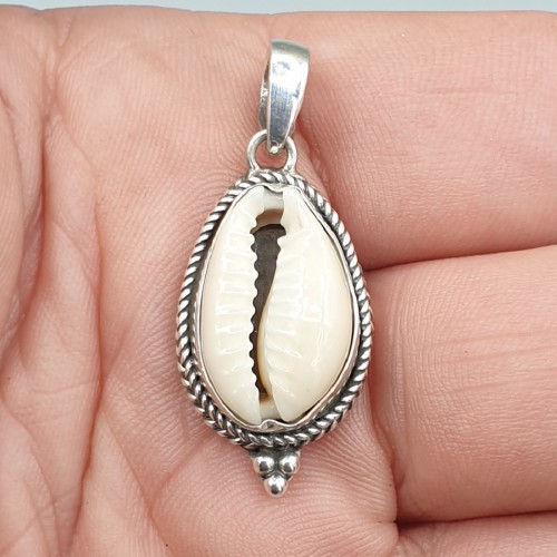 Sterling zilveren hanger met Cowrie schelp