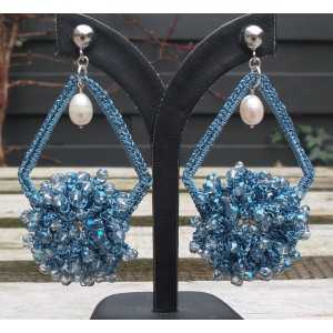 Zilveren oorbellen hanger van zijdedraad en kristallen en Parel