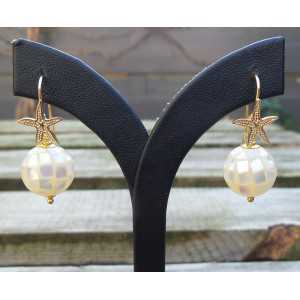 Gold plated earrings with balls of mosaic mother-of-Pearl