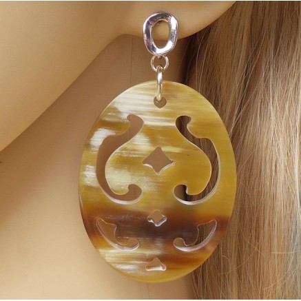 Zilveren oorbellen met uitgesneden ovale Buffelhoorn 