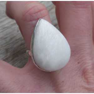 Zilveren ring gezet met druppelvorm Scoleciet 16.5 mm 