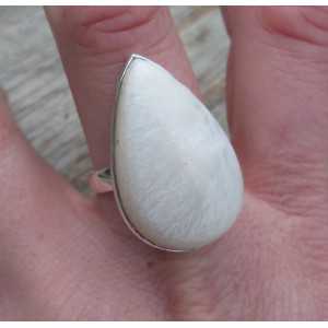 Zilveren ring gezet met druppelvorm Scoleciet 19.3 mm 
