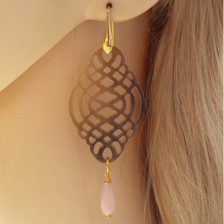 Vergulde oorbellen uitgesneden Buffelhoorn en roze Jade