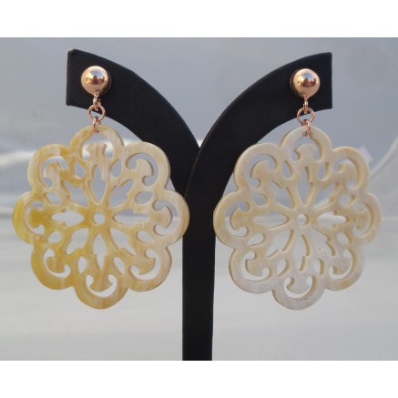 Rosé vergulde oorbellen met ronde uitgesneden Buffelhoorn