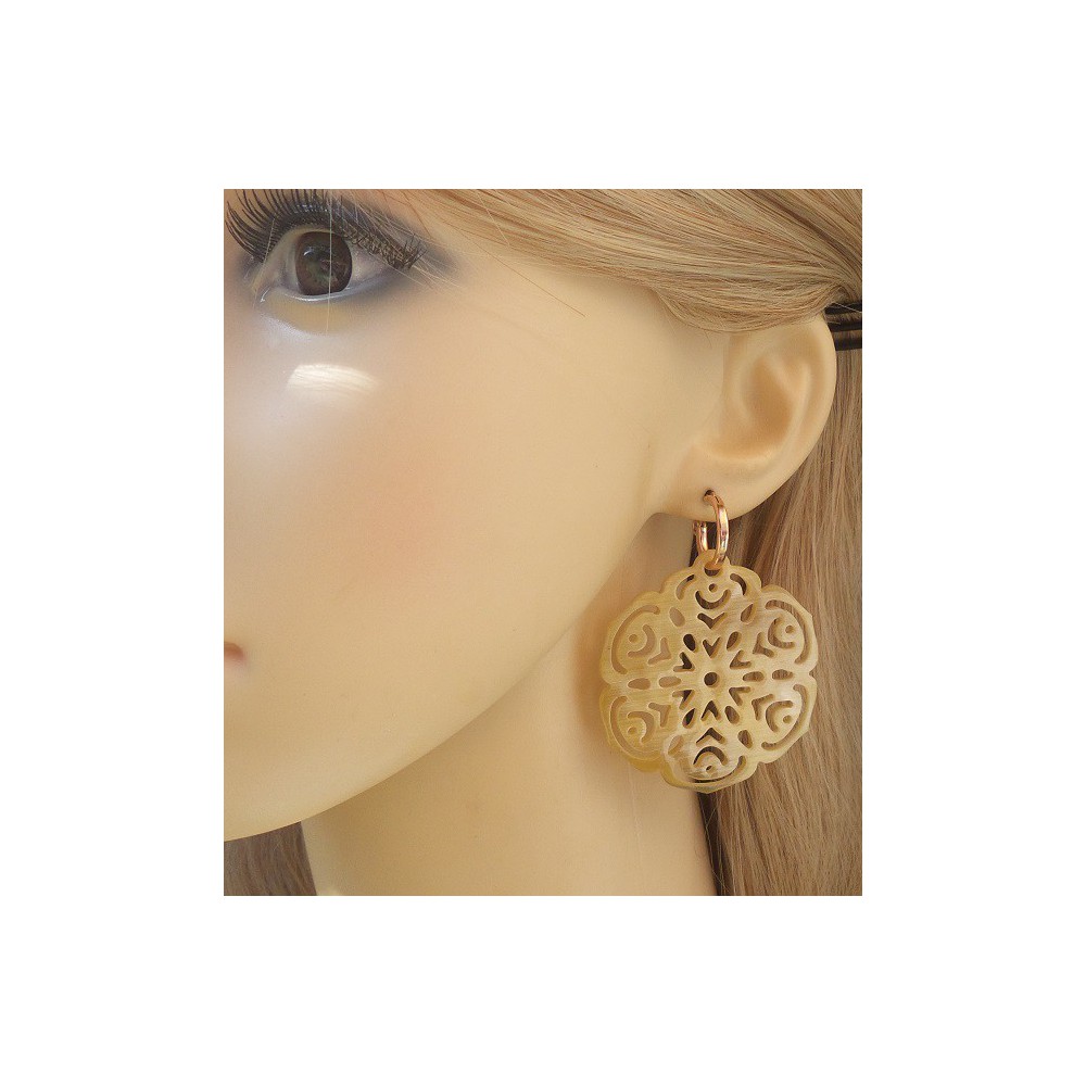 Rosé vergulde creolen met uitgesneden Buffelhoorn