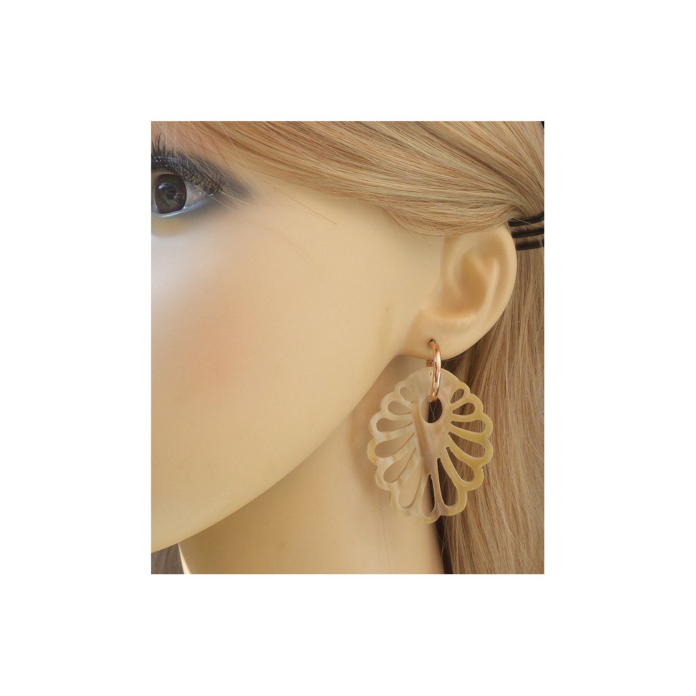 Rosé vergulde creolen met wit uitgesneden Buffelhoorn