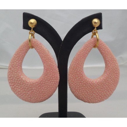 Vergulde oorbellen met druppel van licht roze Roggenleer 