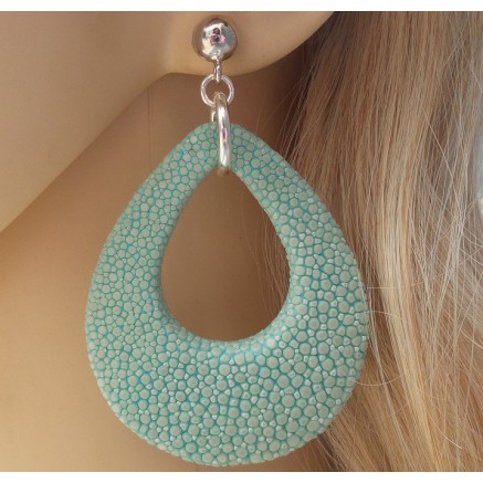 Zilveren oorbellen met druppel van Turkoois blauwe Roggenleer