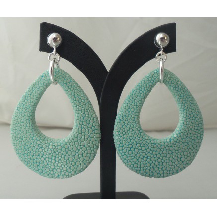 Zilveren oorbellen met druppel van Turkoois blauwe Roggenleer