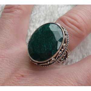 Zilveren ring met Emerald gezet in bewerkte setting 16.5 mm