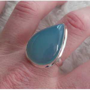 Zilveren ring gezet met druppelvorm aqua Chalcedoon 19 mm