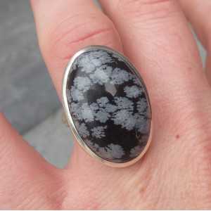 Silber ring set mit ovalen Schneeflocke Obsidian 17.3 mm 