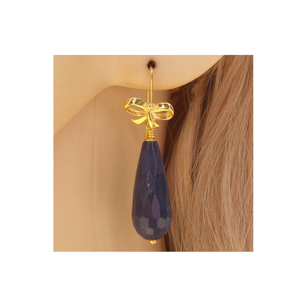 Gold plated earrings with blue Jade briolet