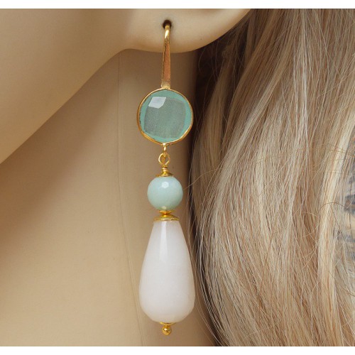 Vergulde oorbellen met witte Jade, Amazoniet en Chalcedoon 