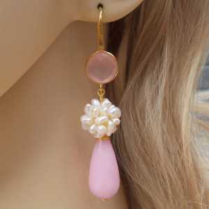 Vergulde oorbellen met roze Jade, parels en Chalcedoon