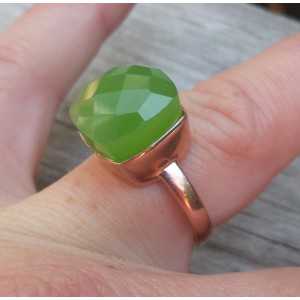 Rose gold plated ring with apple green Chalcedony 