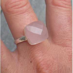 Silber ring mit rosa Chalcedon 