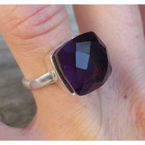 Silver ring set with square facet Amethyst 