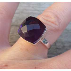 Silver ring set with square facet Amethyst 
