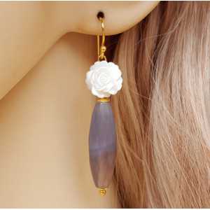 Gold plated earrings with grey Agate and flower mother-of-Pearl