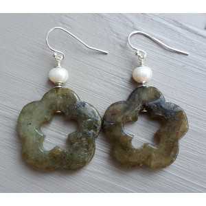 Silver earrings with flower of Labradorite and Pearl