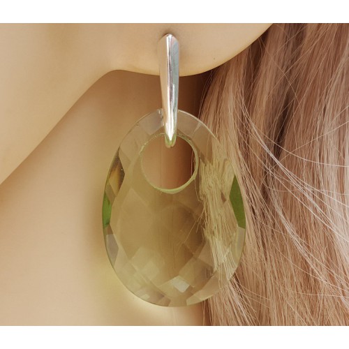 Zilveren oorbellen met ovale hanger van groene Amethist quartz