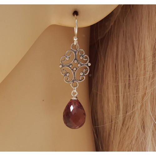 Zilveren oorbellen met Amethist quartz briolet