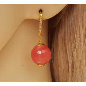 Vergulde oorbellen met Cherry quartz