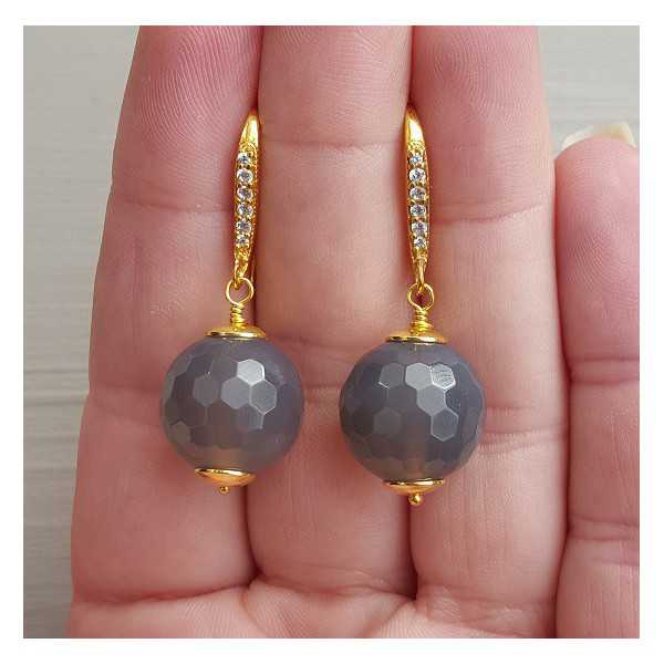 Gold plated earrings with grey Agate
