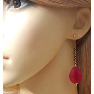 Vergoldet-lange Ohrringe mit Rubin-roten Jade-briolet