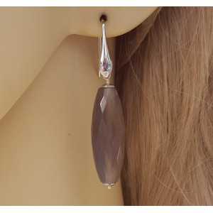 Zilveren oorbellen met grijze Agaat