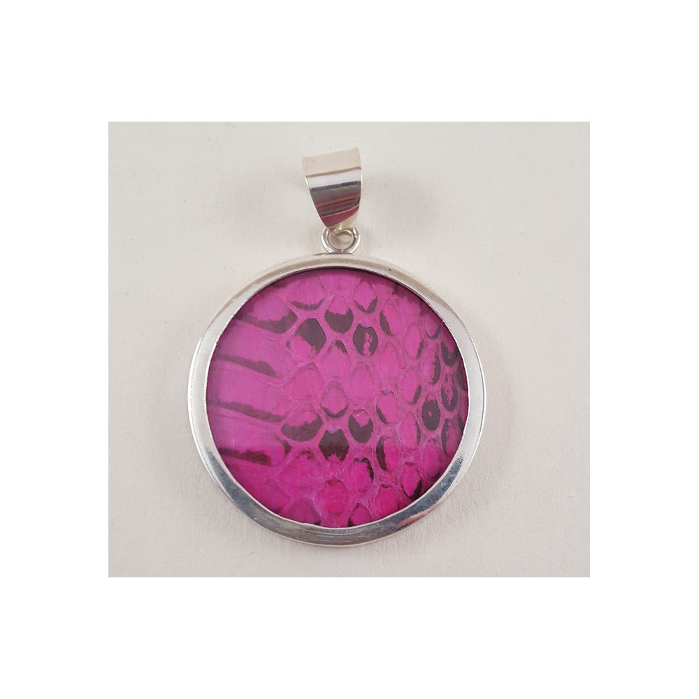 Zilveren hanger gezet met roze Slangenleer